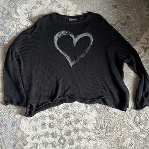 Lightweight Wooden Ships sweater with heart